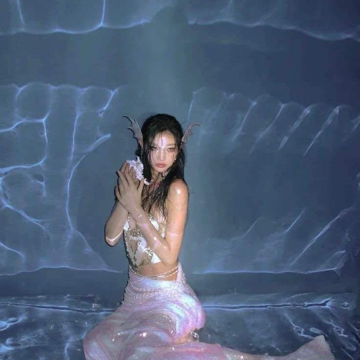 siren costume