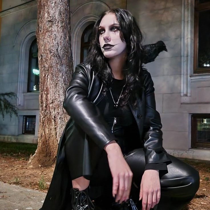 the crow halloween costume